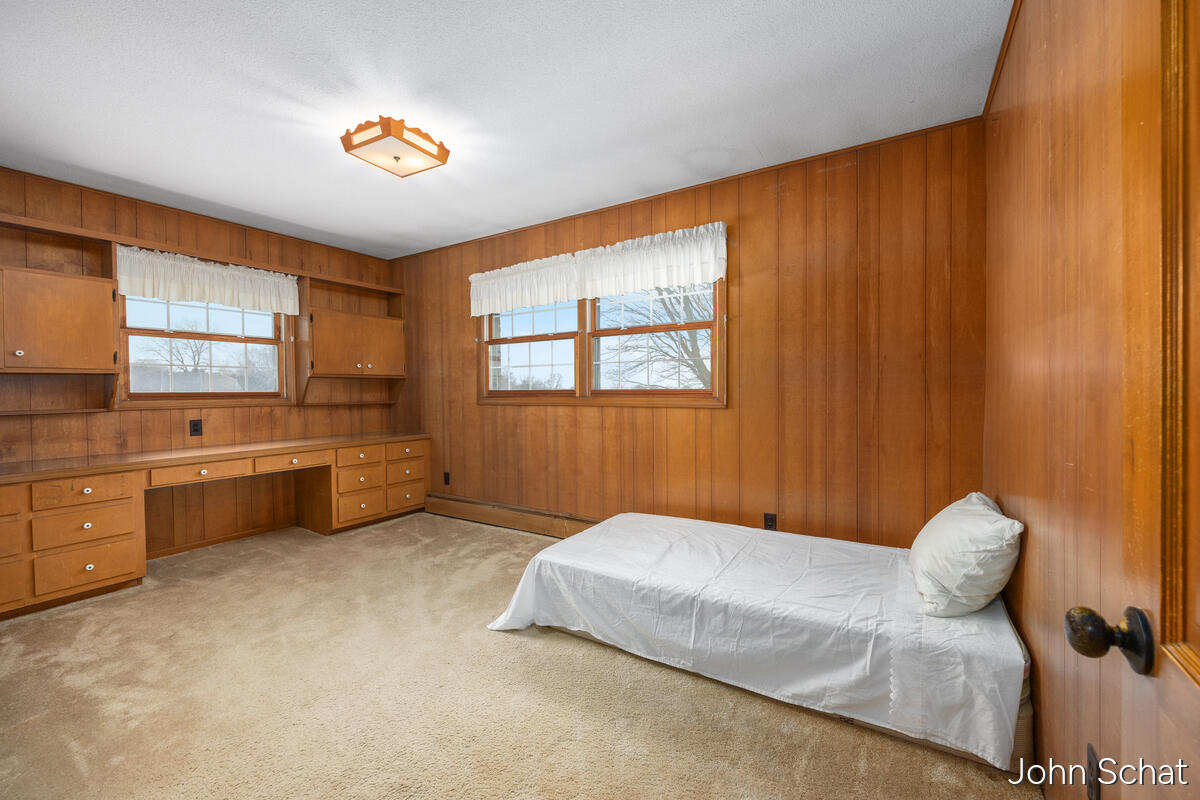 2145 Bauer Road, Jenison, MI, 49428-9539