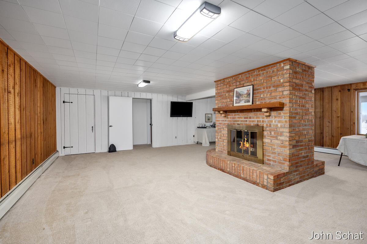 2145 Bauer Road, Jenison, MI, 49428-9539