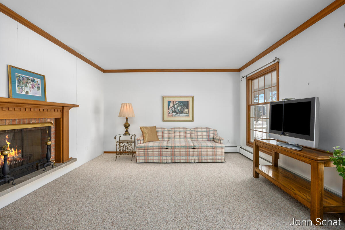 2145 Bauer Road, Jenison, MI, 49428-9539