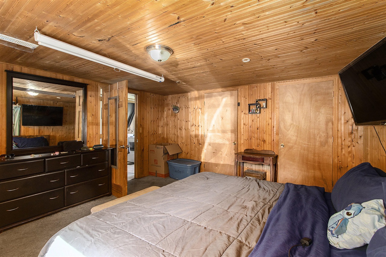 Homes for sale in Bangor, MI | 46778 Sycamore Dr, Bangor, MI 49013 | MLS# 70516694