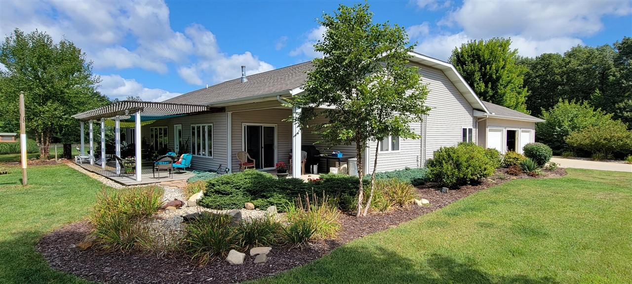 Homes for sale in West Olive, MI | 8079 Pigeon Creek Dr, West Olive, MI 49460 | MLS# 70516700