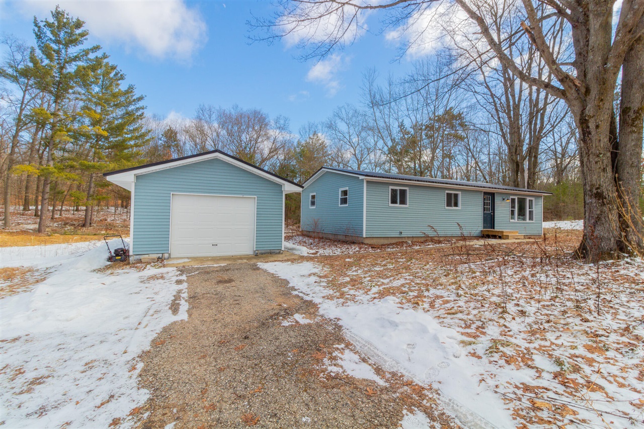 Photo of property for sale at 9848 90th Avenue, Mecosta MI 49332-9733