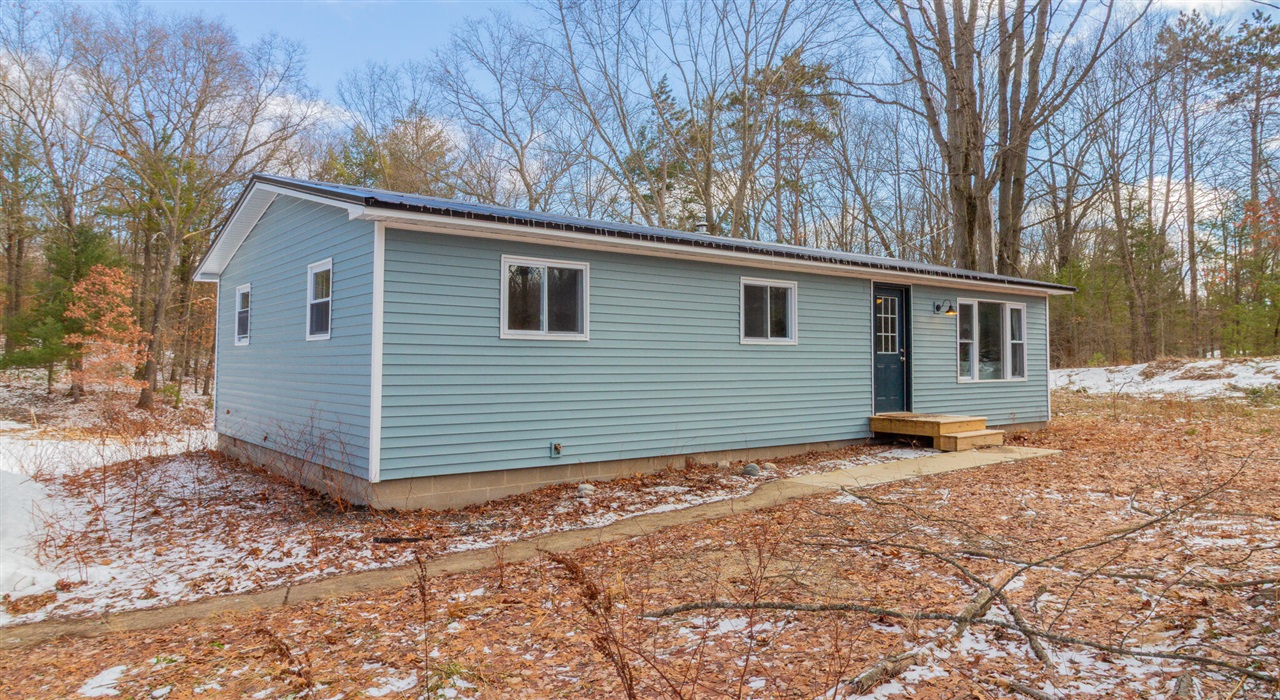 9848 90th Avenue photo 3