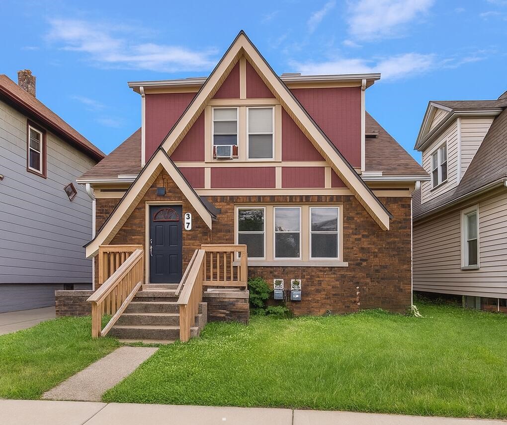 Homes for sale in Ecorse, MI | 37 W Woodward Ave, Ecorse, MI 48229 | MLS# 70516715