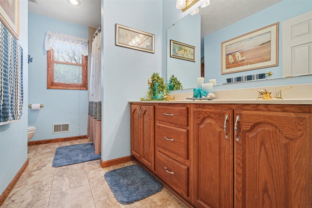 5780 Woodbrook Street, Schoolcraft, MI, 49087-9132