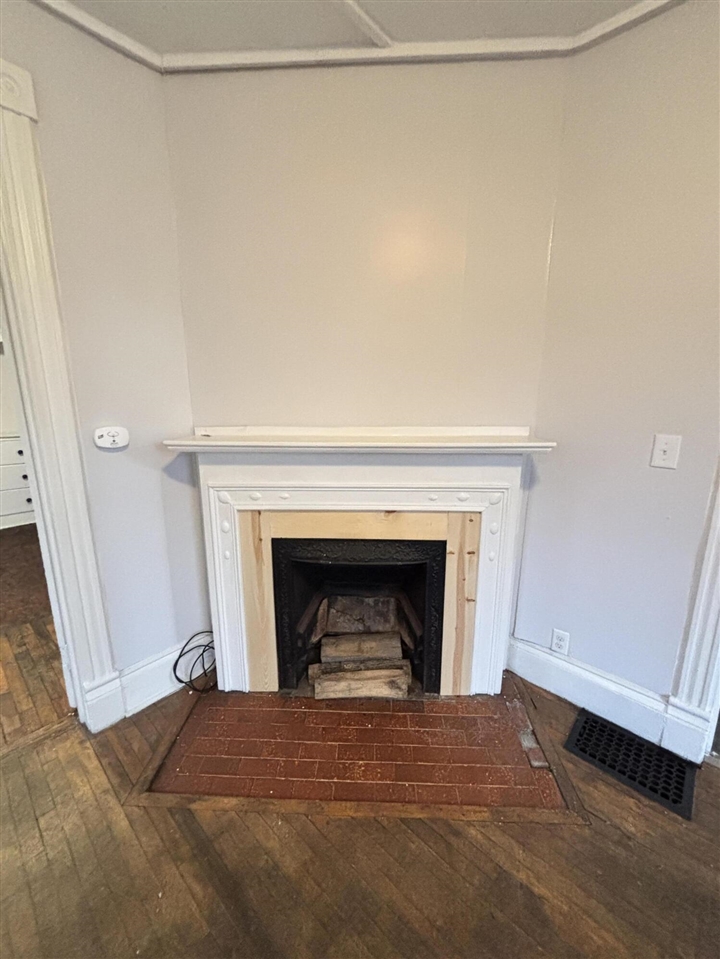 1404 W Michigan Avenue photo 8