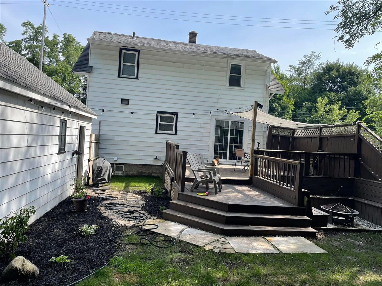 2720 W Main Street, Kalamazoo, MI, 49006-2952