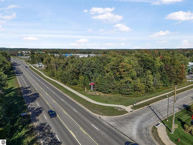 00 Perry Avenue, Big Rapids, MI, 49307