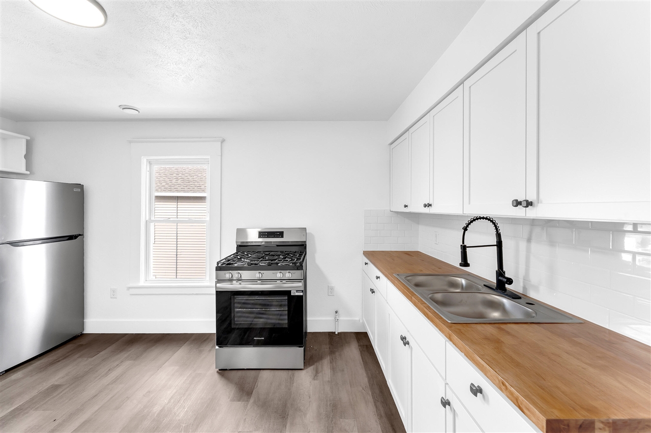 1754 Godfrey Avenue, Wyoming, MI, 49509-1306