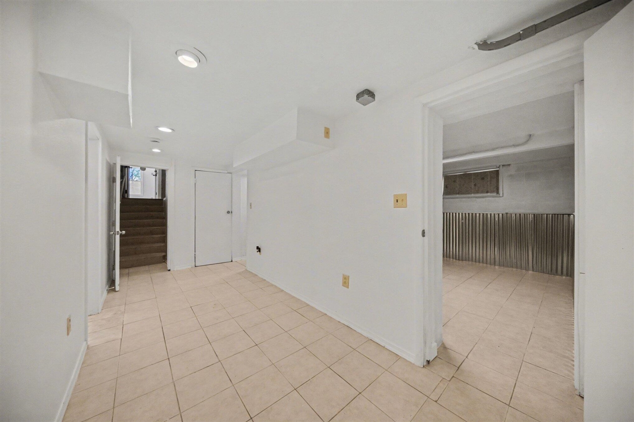 800 Obrien Road, Jackson, MI, 49201-8982