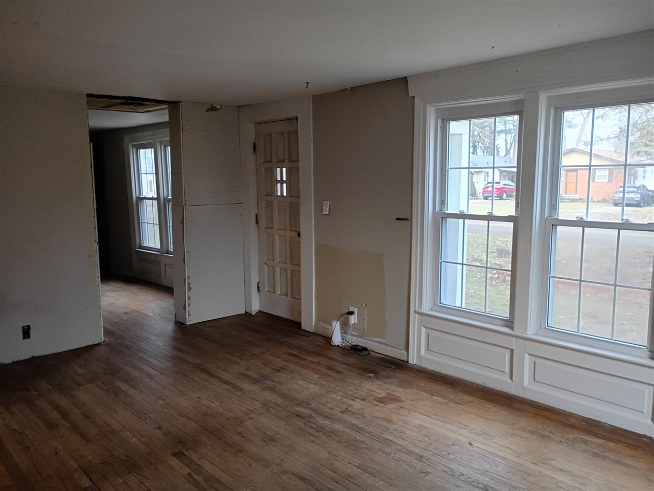 Homes for sale in Livonia, MI | 20411 Angling St, Livonia, MI 48152 | MLS# 70516785