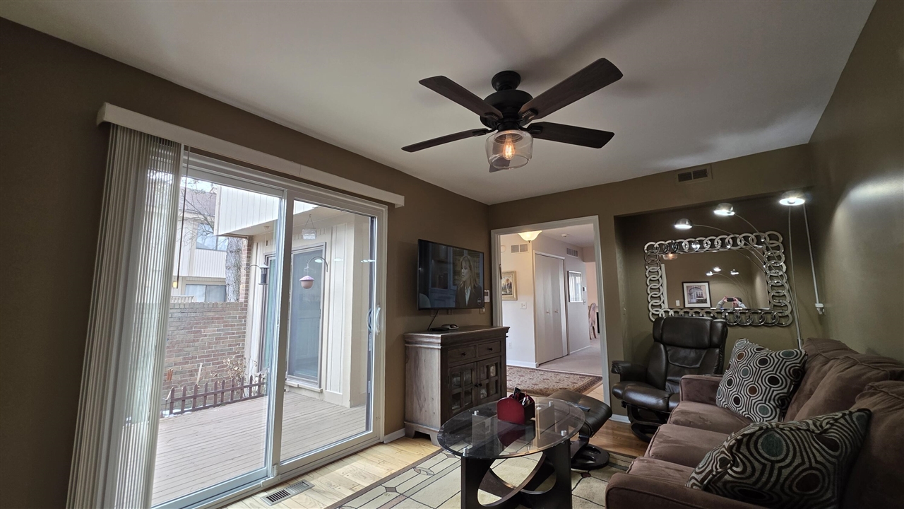 5256 Wright Way, West Bloomfield, MI, 48322-2115