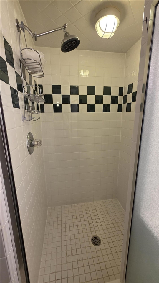 5256 Wright Way, West Bloomfield, MI, 48322-2115