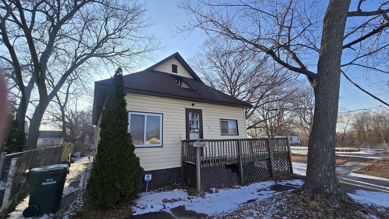 759 Emerald Street, Muskegon, MI, 49442-3282