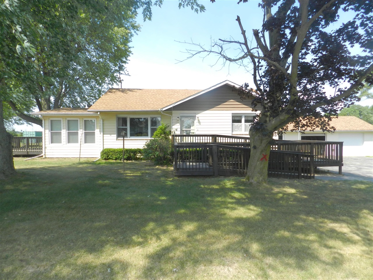 4495 Oxbow Road, Eau Claire, MI, 49111-9764