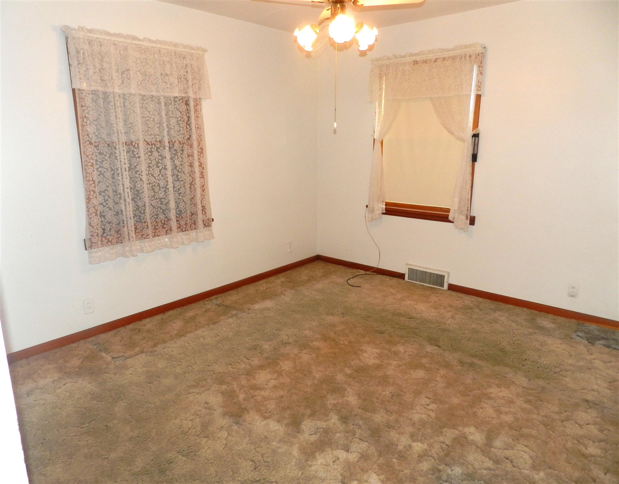 4495 Oxbow Road, Eau Claire, MI, 49111-9764