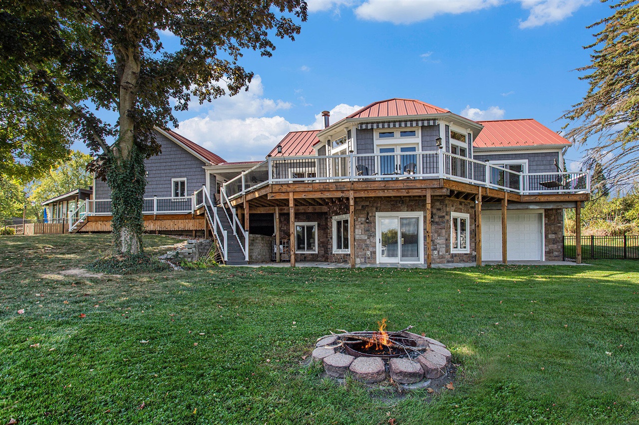 1252 Cherokee Drive, Union City, MI, 49094-9737