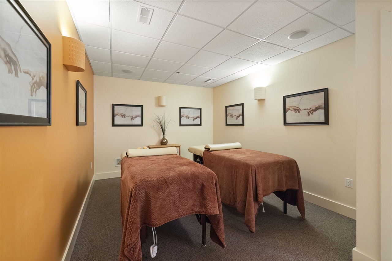 225 N Whittaker, New Buffalo, MI, 49117-1284