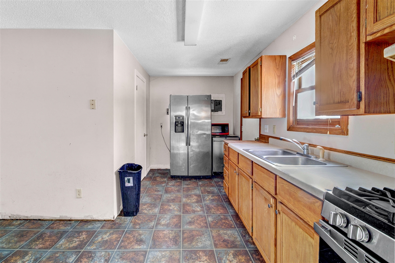 1323 Catherine Avenue, Muskegon, MI, 49442-4118