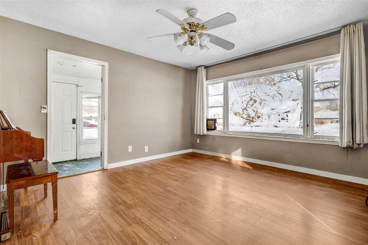 1323 Catherine Avenue, Muskegon, MI, 49442-4118