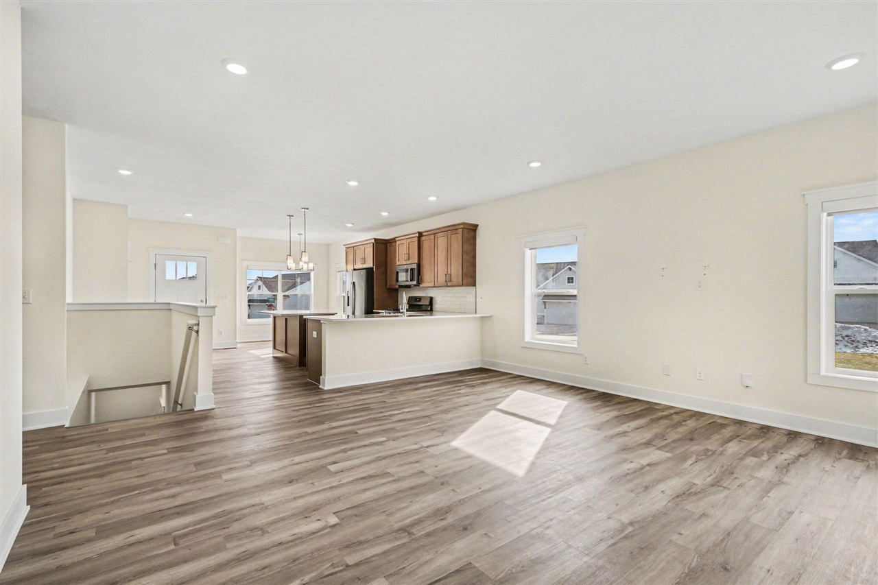 2785 W Cobblestone Court, Kentwood, MI, 49512-5499