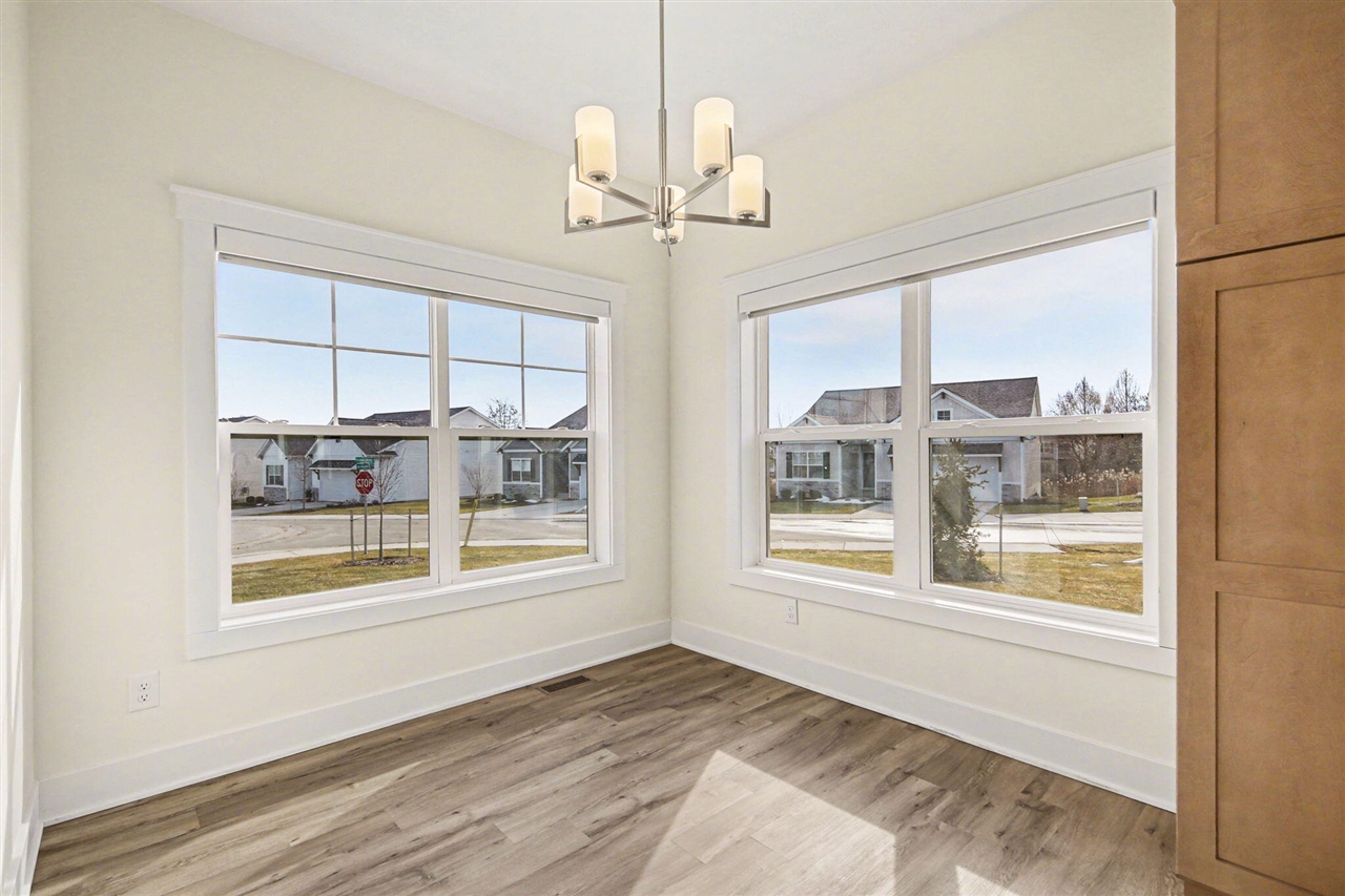 2785 W Cobblestone Court, Kentwood, MI, 49512-5499