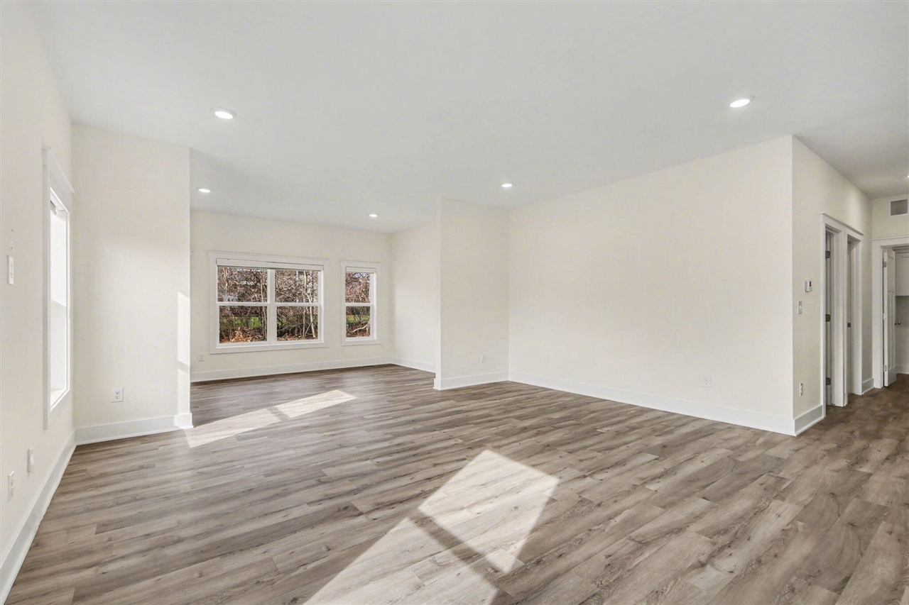 2785 W Cobblestone Court, Kentwood, MI, 49512-5499