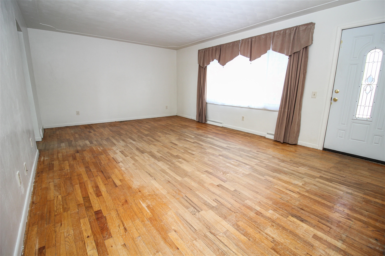 55280 Buckhorn Road, Three Rivers, MI, 49093-9651