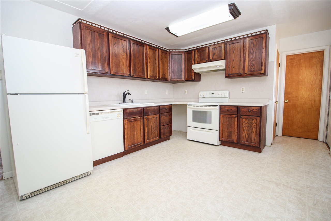 55280 Buckhorn Road, Three Rivers, MI, 49093-9651