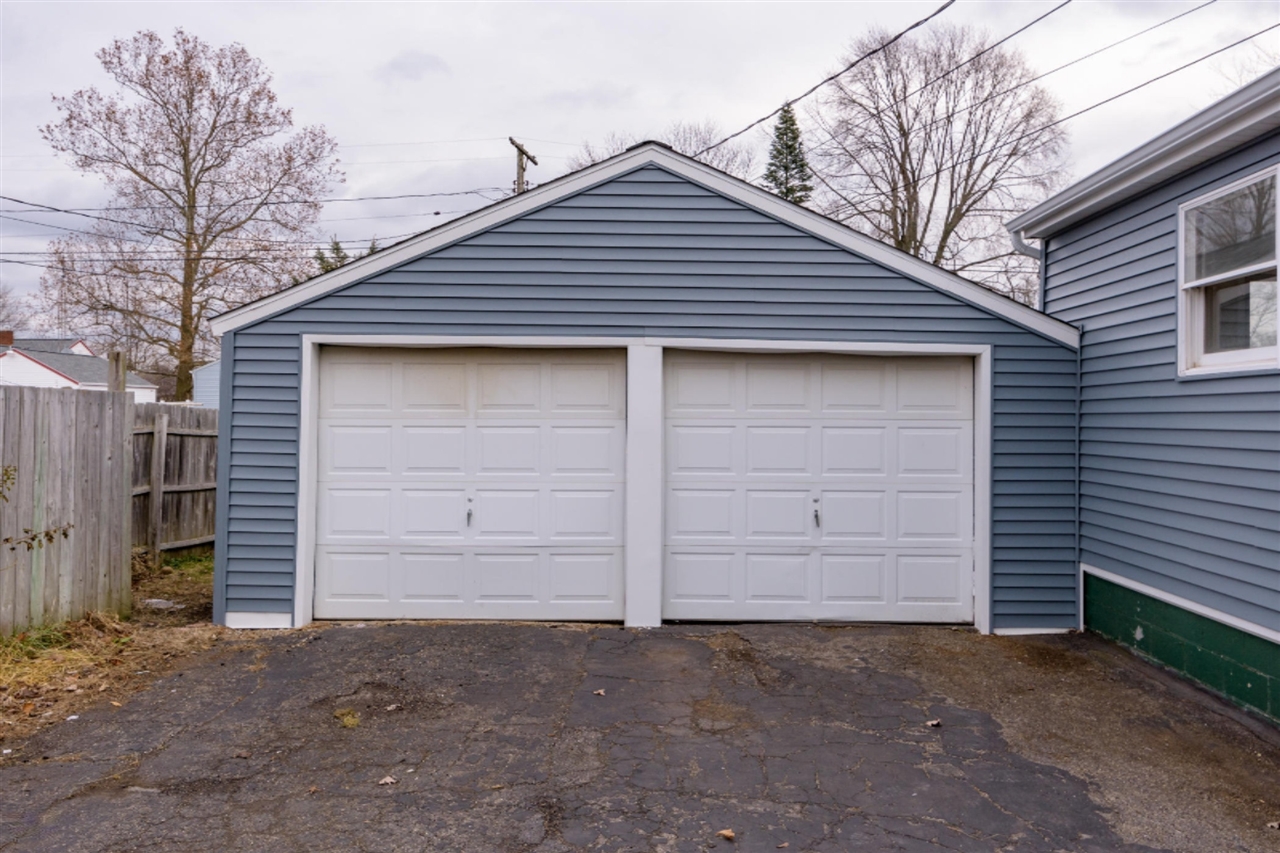 176 N 22nd Street, Battle Creek, MI, 49015-1763