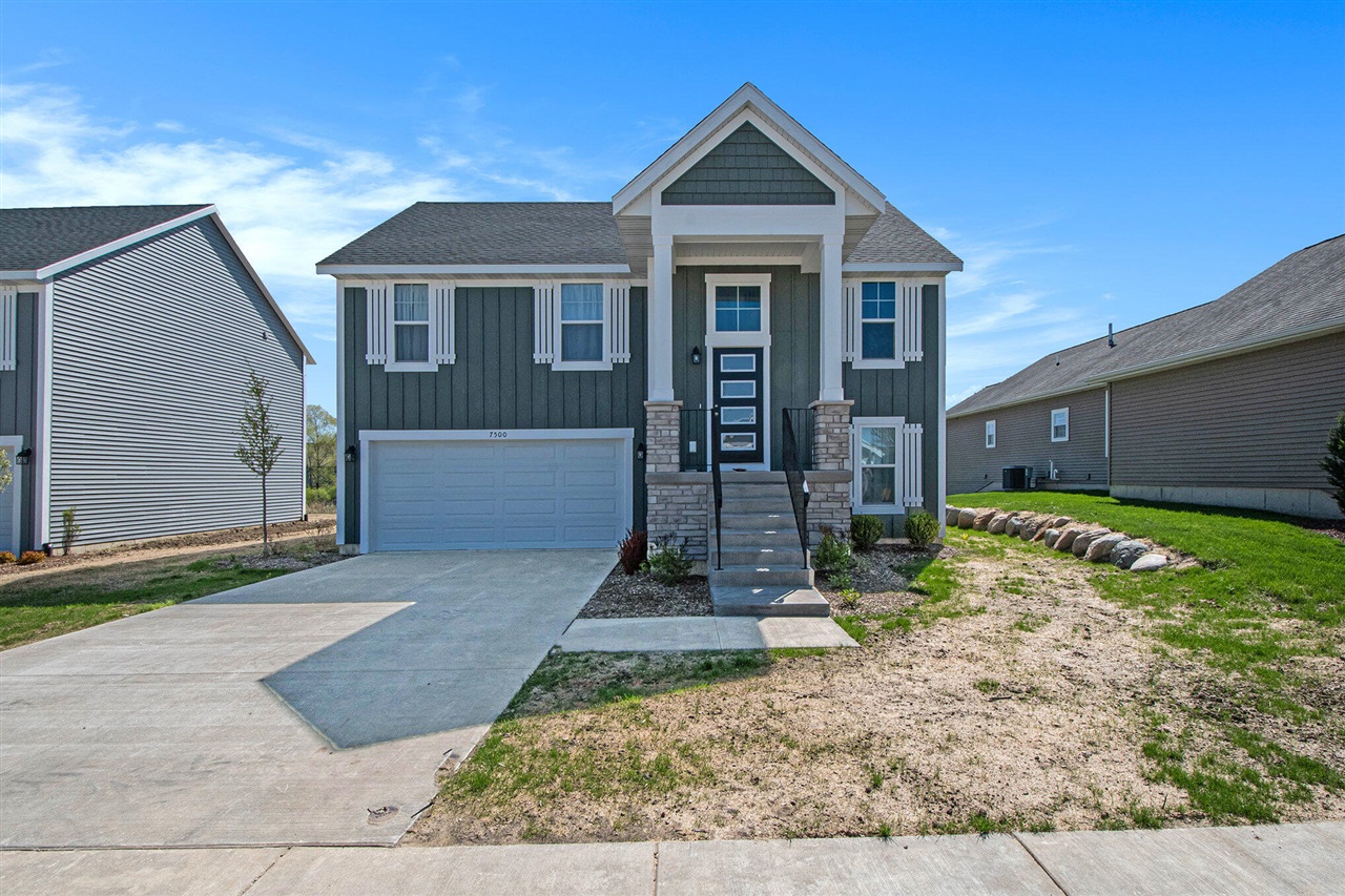 Homes for sale in Caledonia, MI | 7419 Traditional Ct, Caledonia, MI 49316 | MLS# 70516904