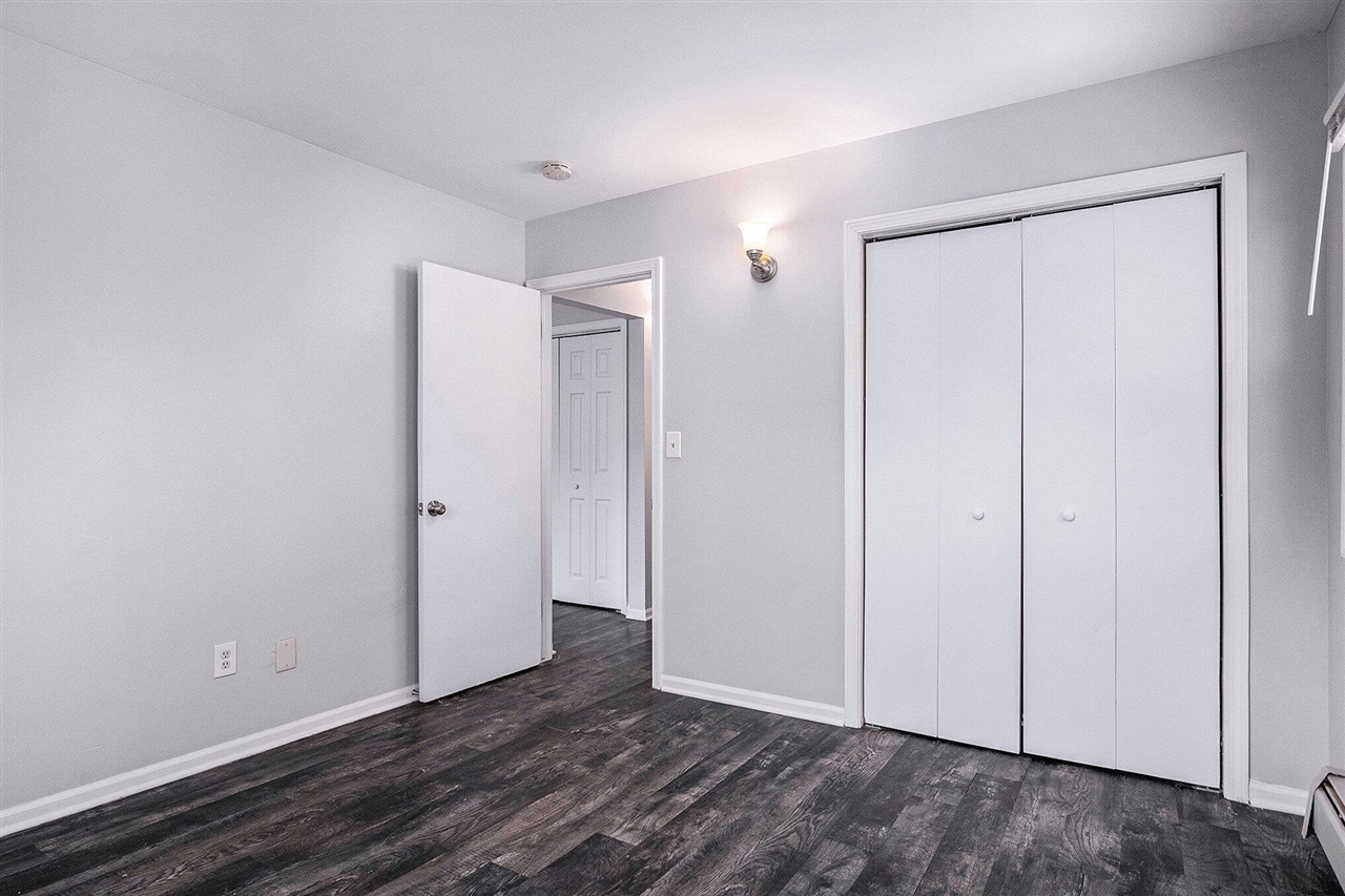 3201 Marshall Avenue, Grand Rapids, MI, 49508-2424