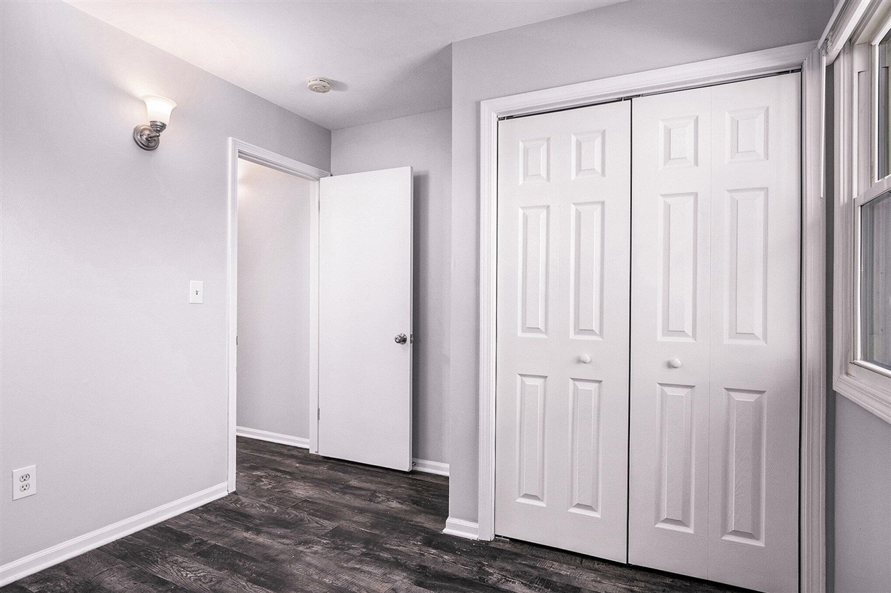 3201 Marshall Avenue, Grand Rapids, MI, 49508-2424