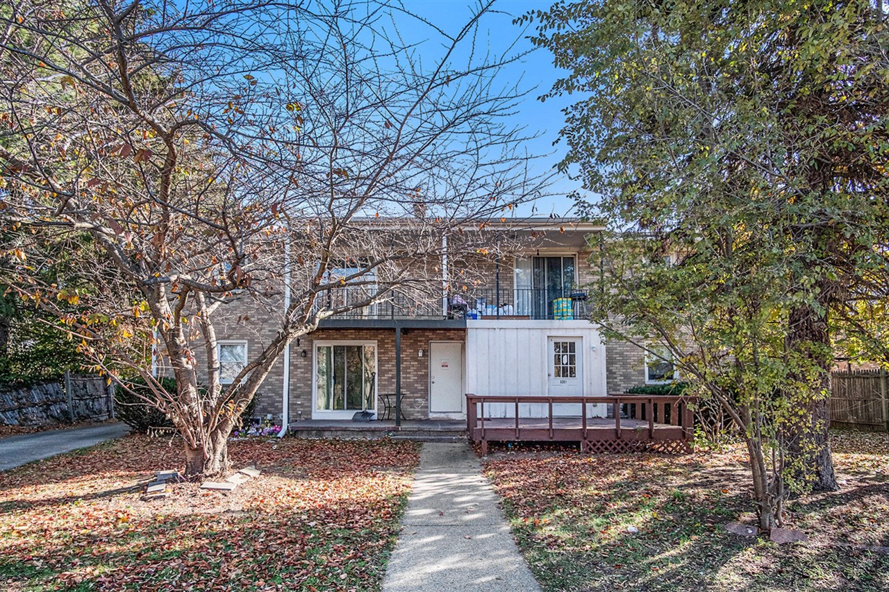 3201 Marshall Avenue, Grand Rapids, MI, 49508-2424