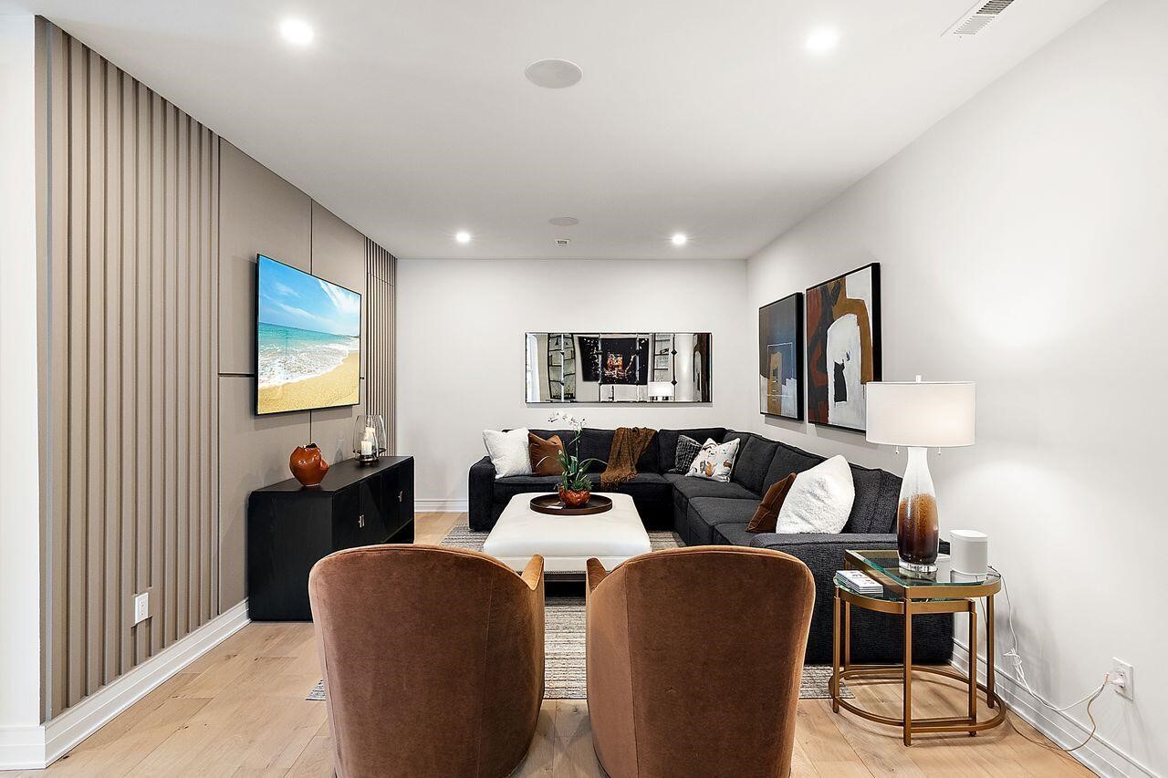 101 S Griswold Street, Northville, MI, 48167