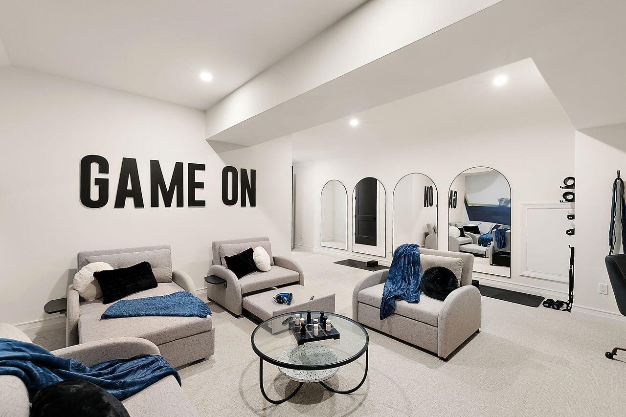 101 S Griswold Street, Northville, MI, 48167