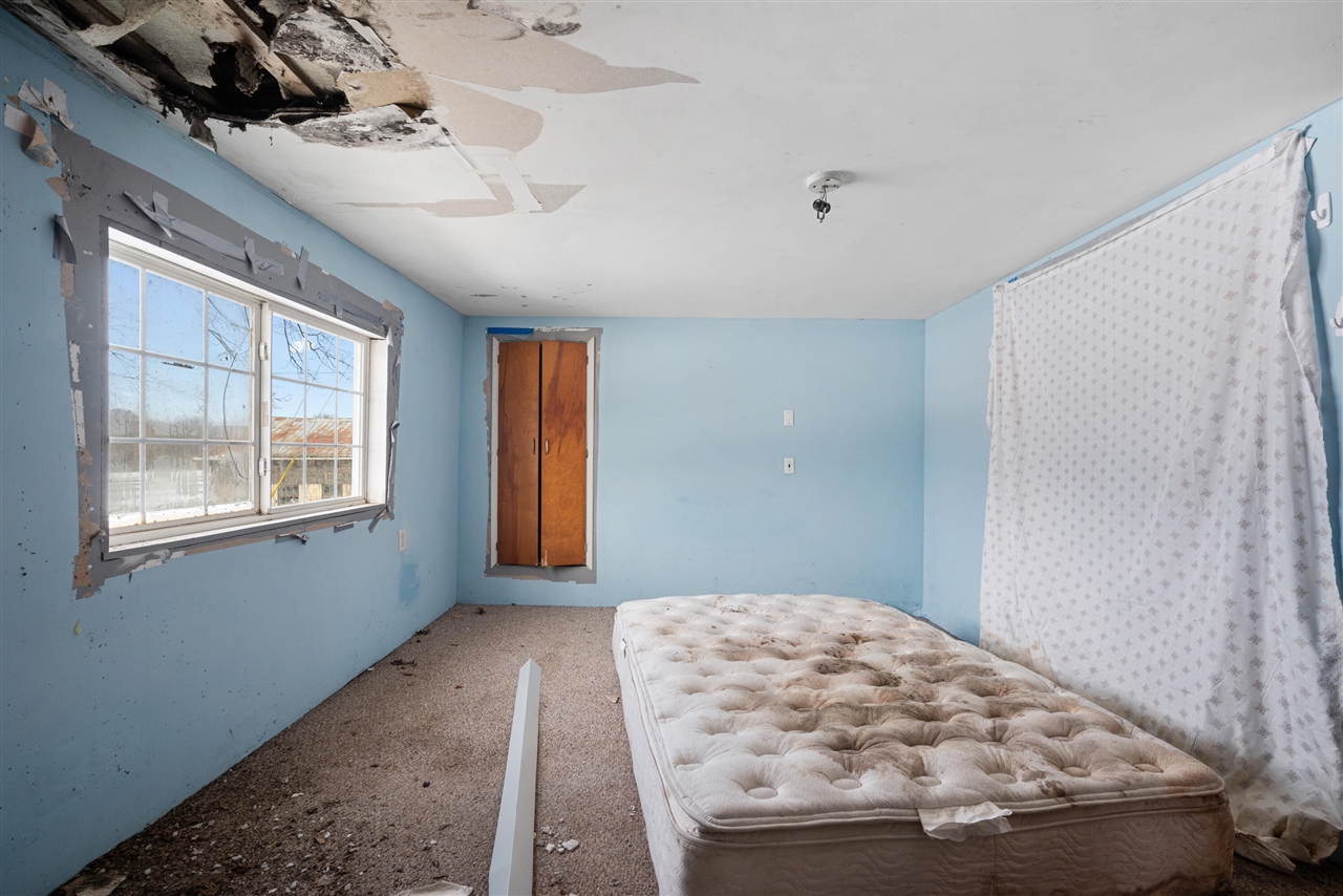 65838 48th Avenue, Hartford, MI, 49057-9749