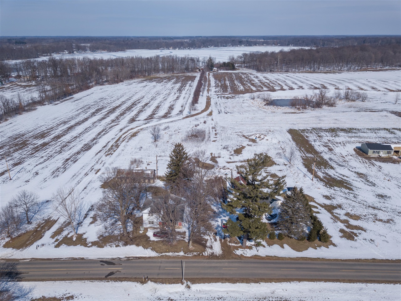 65838 48th Avenue, Hartford, MI, 49057-9749