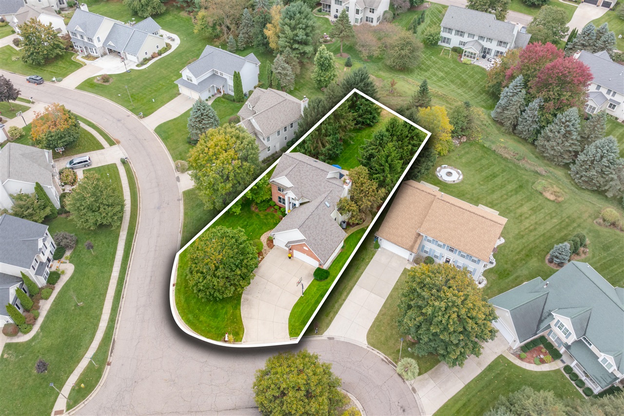 7236 Hampstead Lane, Portage, MI, 49024