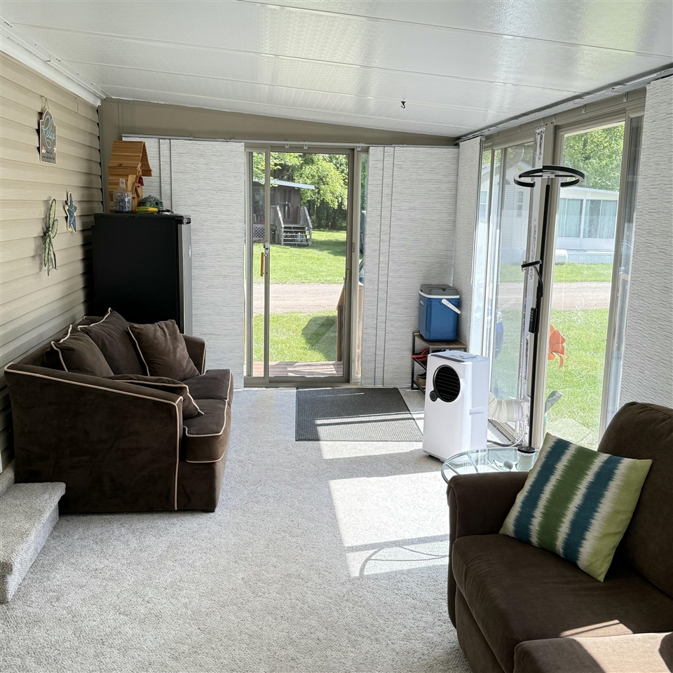 9380 E Circle Drive, Stanwood, MI, 49346-9611