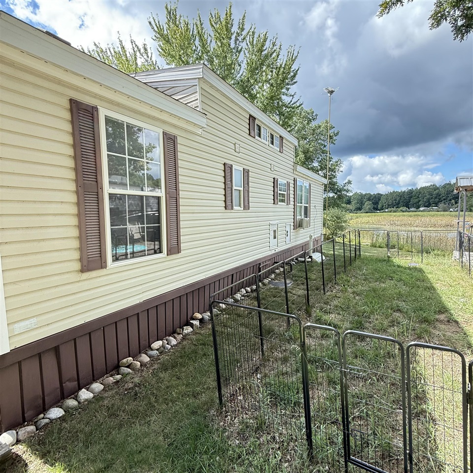 9380 E Circle Drive, Stanwood, MI, 49346-9611