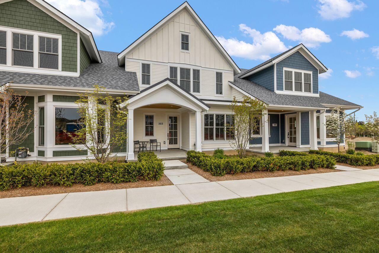 Photo 2 of Condo for sale at 203 Mill Cir, Northville, MI 48167 | MLS# 70516949 | Listing updated on 2026-09-16