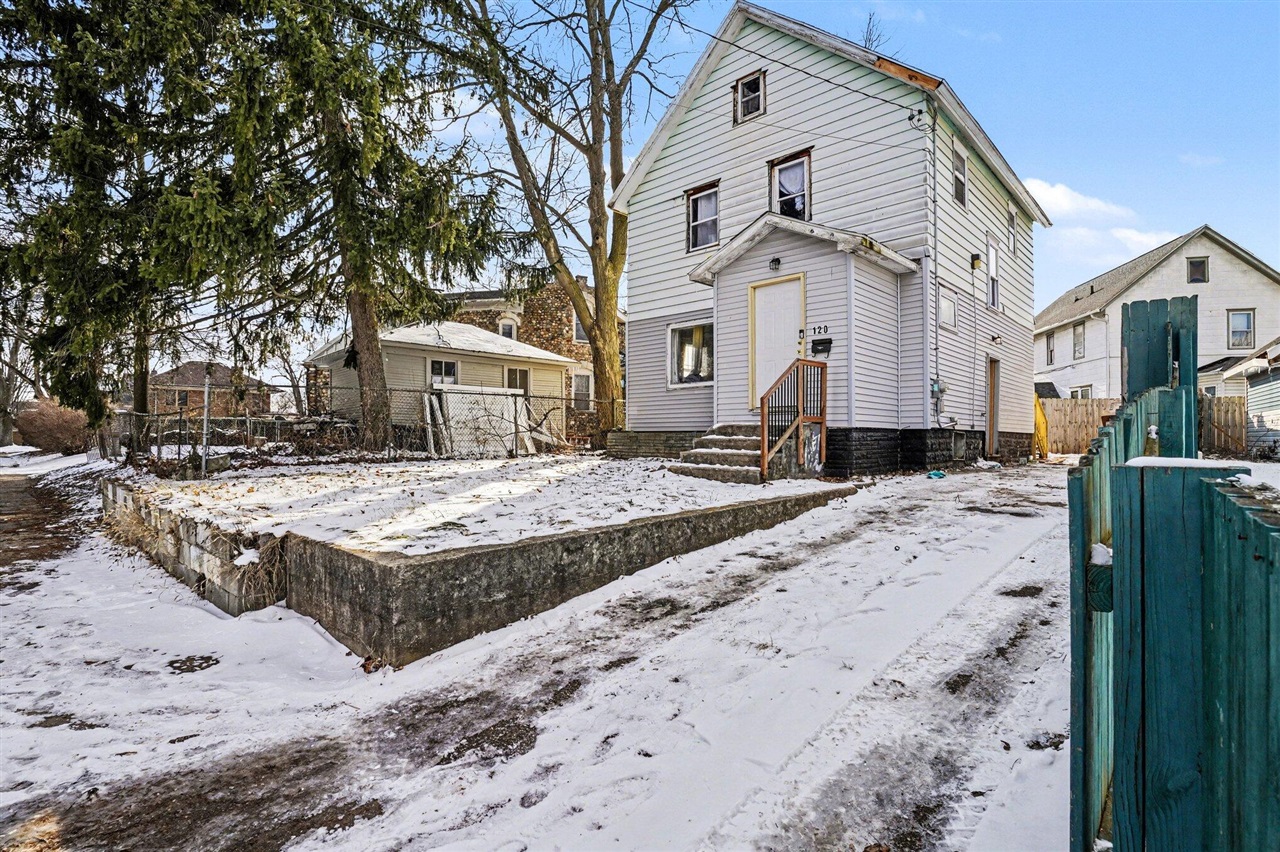 120 Highway Street, Battle Creek, MI, 49014-5069