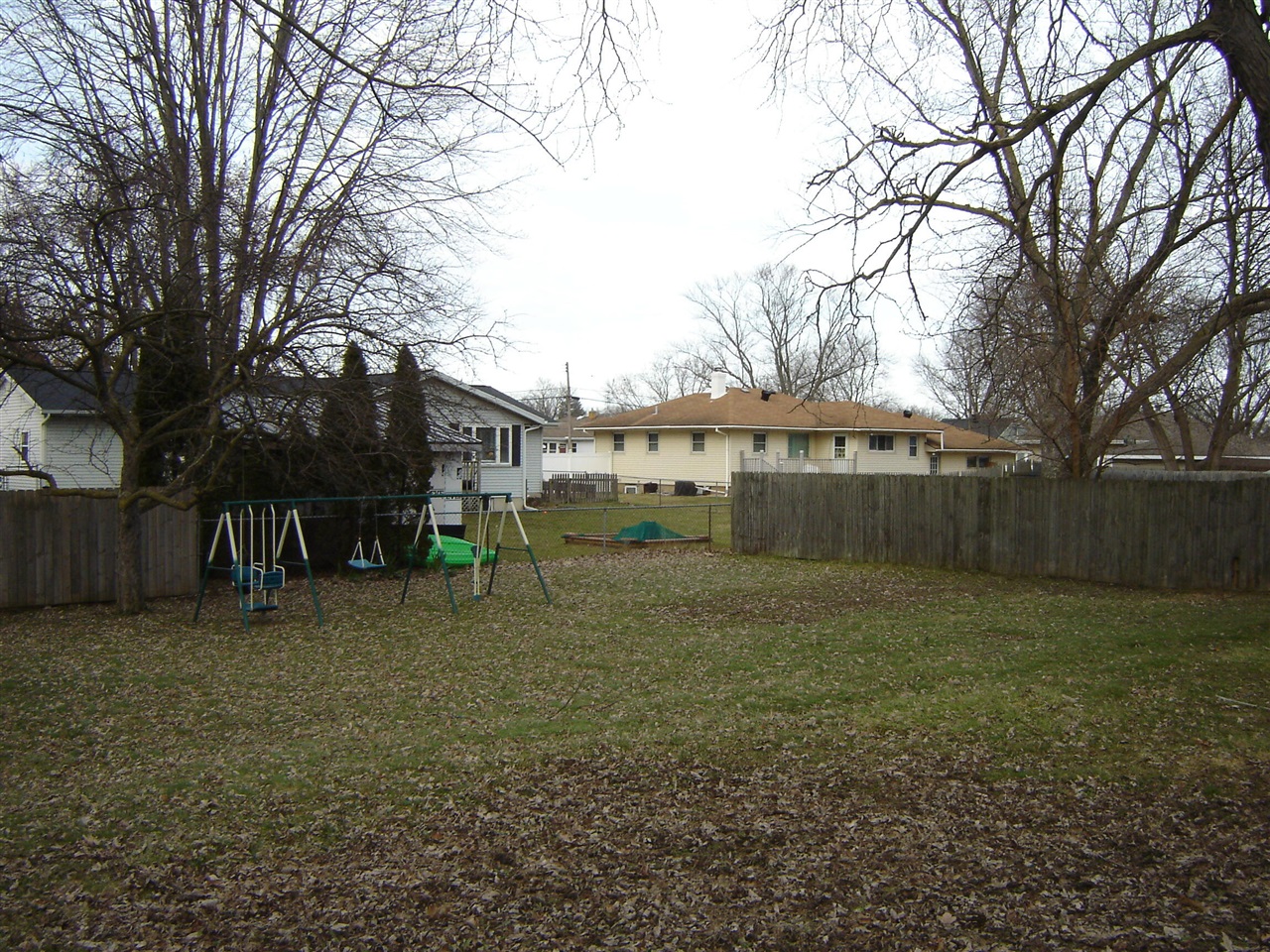 271 68th Street, Grand Rapids, MI, 49548-7180