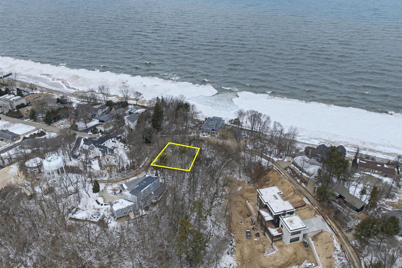 Homes for sale in New Buffalo, MI | 49035 Skyhi Dr, New Buffalo, MI 49117 | MLS# 70516981