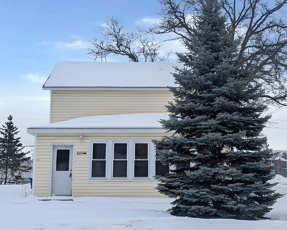 Homes for sale in Grayling, MI | 809 Maple St, Grayling, MI 49738 | MLS# 70516998