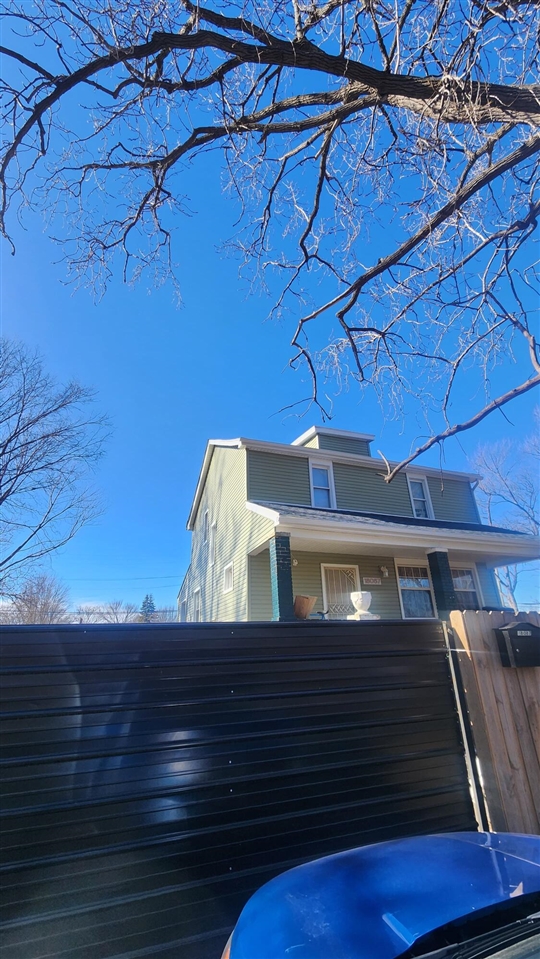 18087 Gable Street photo 2