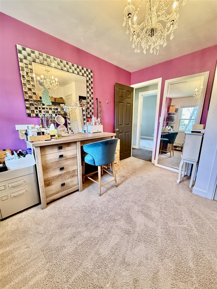 7900 W Q Avenue, Kalamazoo, MI, 49009-8927