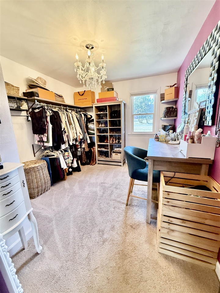 7900 W Q Avenue, Kalamazoo, MI, 49009-8927