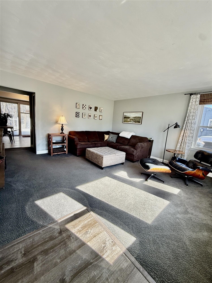 7900 W Q Avenue, Kalamazoo, MI, 49009-8927